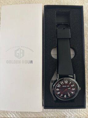 Men’s Black Analog Watch